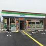コンビニ　ファミリーマート小浦貝塚加神店（コンビニ）まで960m