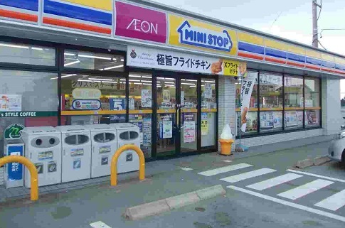 コンビニ　ミニストップ（コンビニ）まで480m