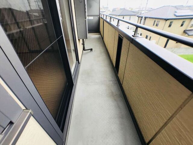 バルコニー　バルコニー