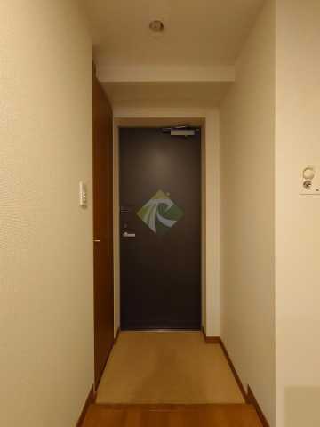 玄関　リリエンベルグ弐番館