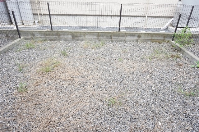 庭　図面と現状に相違がある場合には現状を優先