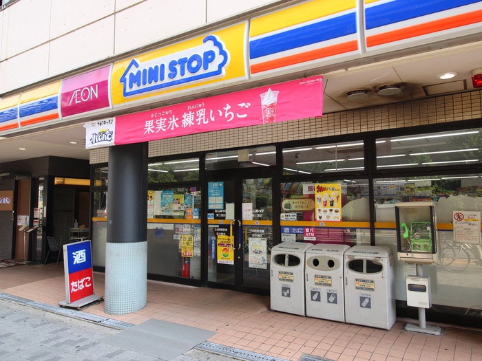 コンビニ　ミニストップ東三国店（コンビニ）まで400m
