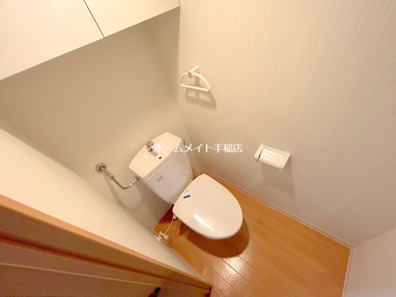 トイレ　暖房付き便座になります！