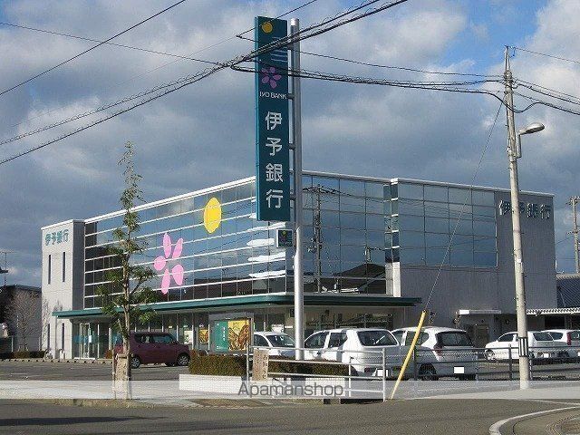 銀行　伊予銀行壬生川支店（銀行）まで270m