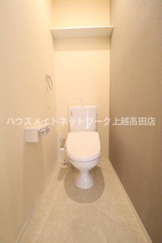 トイレ　温水洗浄暖房便座