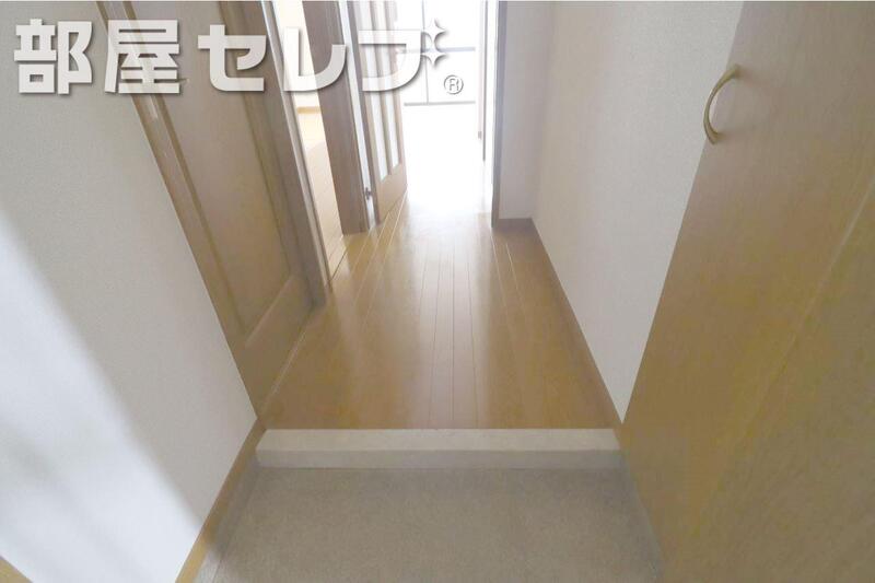 玄関　他号室の写真です。