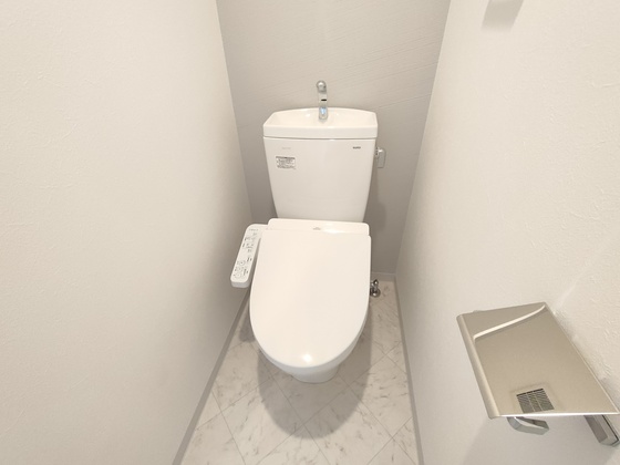 トイレ　※別部屋の写真です