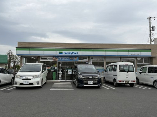 コンビニ　ファミリーマート 立川上砂町５丁目（コンビニ）まで932m