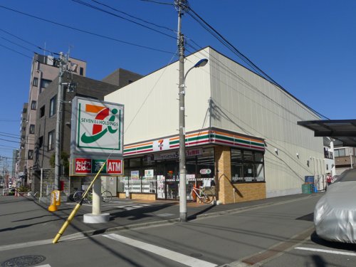 コンビニ　セブンイレブン 北区岩淵北本通り店（コンビニ）まで449m
