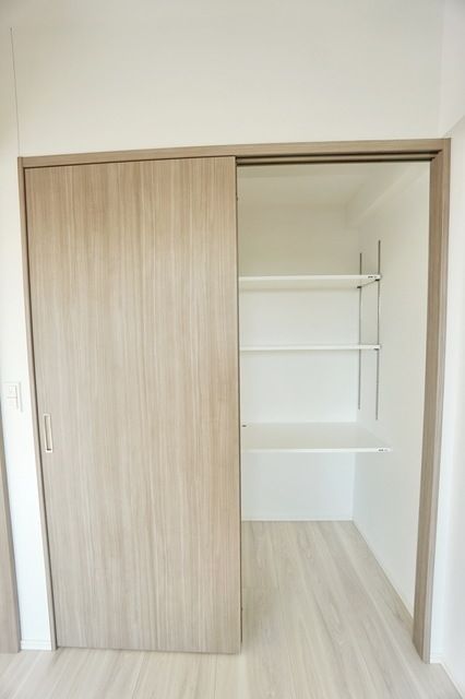 収納　同物件別部屋写真