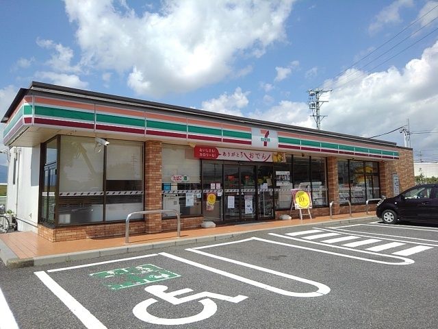 コンビニ　セブンイレブン上海老店（コンビニ）まで1500m