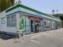 コンビニ　ファミリーマート（コンビニ）まで600m