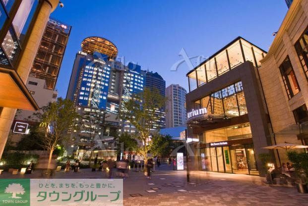 ショッピングセンター　赤坂サカス（ショッピングセンター）まで520m