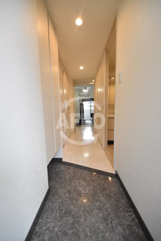 玄関　セレニテ梅田北Premium（プレミアム）　玄関