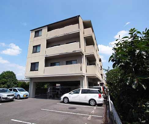 建物外観　オートロック付です。