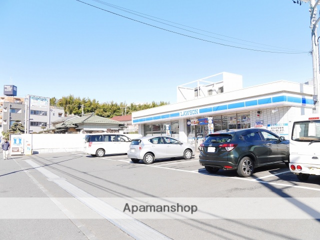 コンビニ　ローソン緑上山一丁目店（コンビニ）まで380m