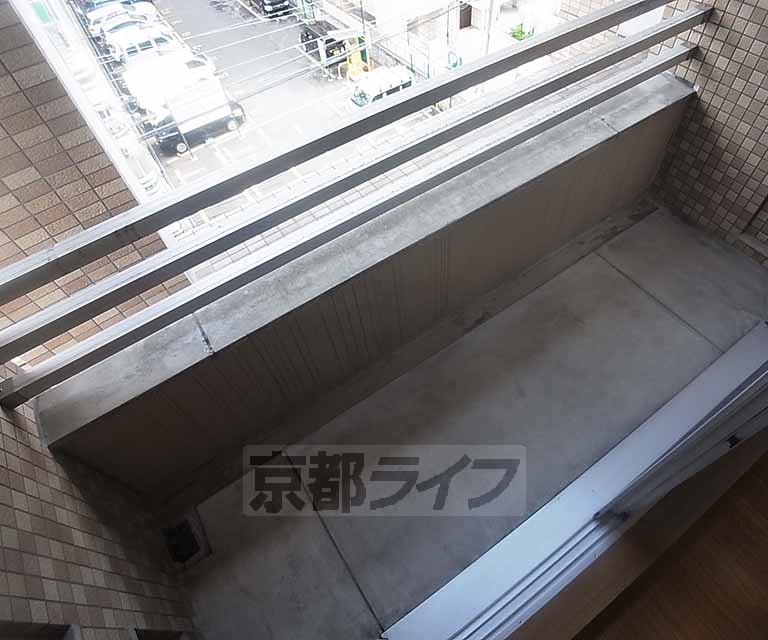 バルコニー　バルコニー部分です。