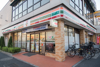 コンビニ　セブンイレブン（コンビニ）まで193m