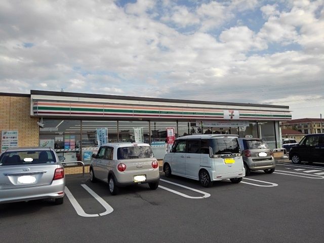 コンビニ　セブンイレブン多度津町北鴨店（コンビニ）まで1200m