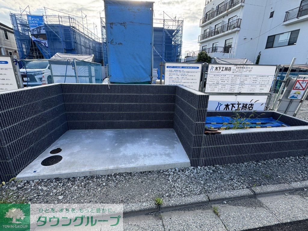 エントランス　庭