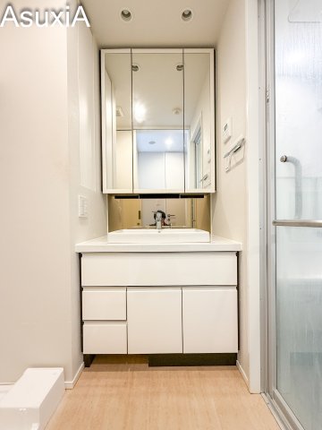洗面設備　別タイプのお部屋の写真です