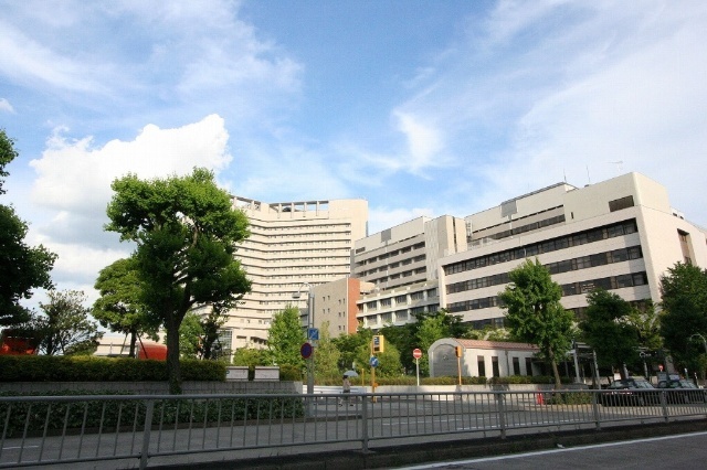 病院　名古屋市立大学病院（病院）まで616m