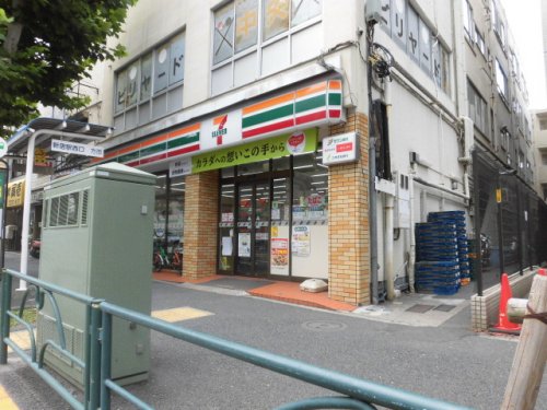 コンビニ　セブン-イレブン中野中央３丁目店（コンビニ）まで168m