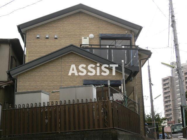 建物外観　お電話でお問い合わせ頂きますとスムーズに対応可能です＾＾