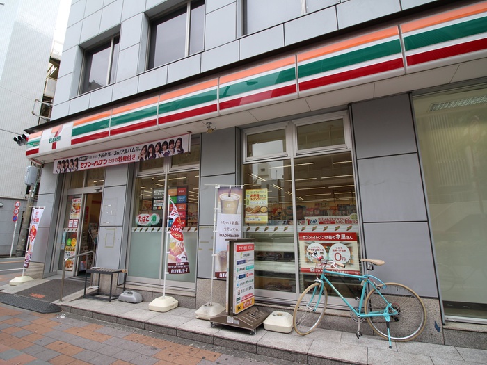 コンビニ　セブンイレブン西蒲田７丁目店（コンビニ）まで100m