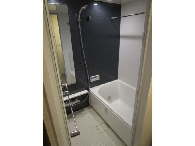 バス・シャワールーム　写真は同タイプ住居です。