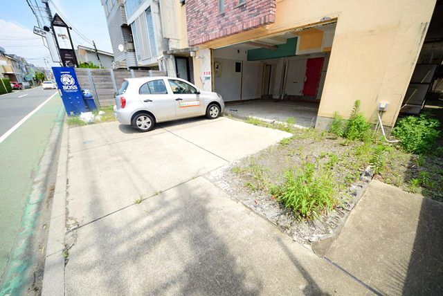 駐車場　★閑静な住宅地！設備・収納充実★