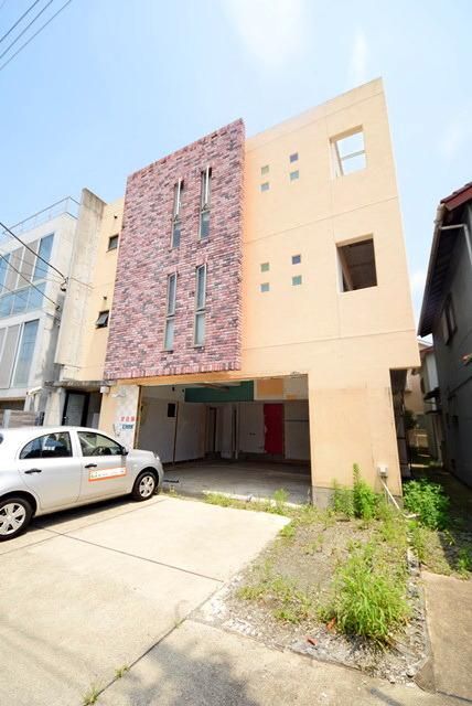建物外観　★閑静な住宅地！設備・収納充実★