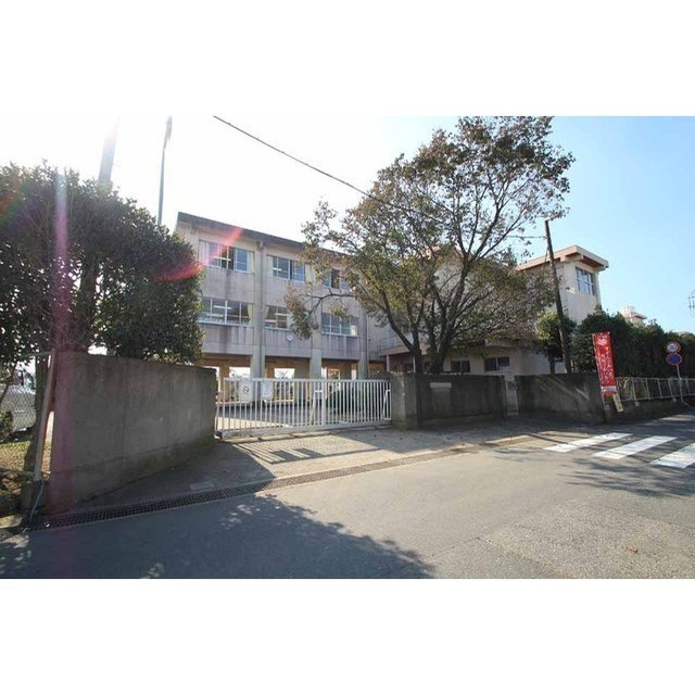 小学校　土浦市立神立小学校（小学校）まで2250m