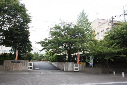 中学校　唐崎中学校（中学校）まで1282m