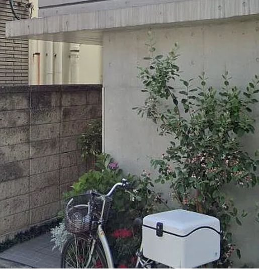 エントランス　弊社は都内全域の物件をご紹介可能です！