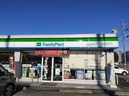 コンビニ　ファミリーマート 静岡曲金六丁目店（コンビニ）まで338m
