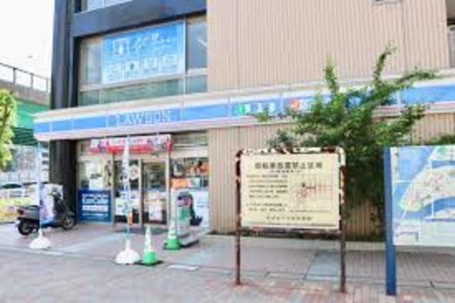 コンビニ　ローソン月島駅前店（コンビニ）まで318m