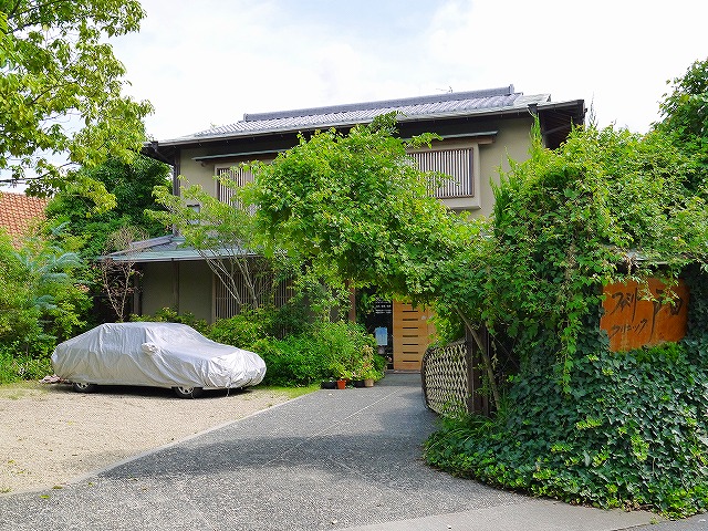 病院　ファミリークリニック戸田（病院）まで235m