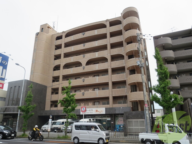 建物外観　豊中市小曽根「パークハイツアイリス５号館」