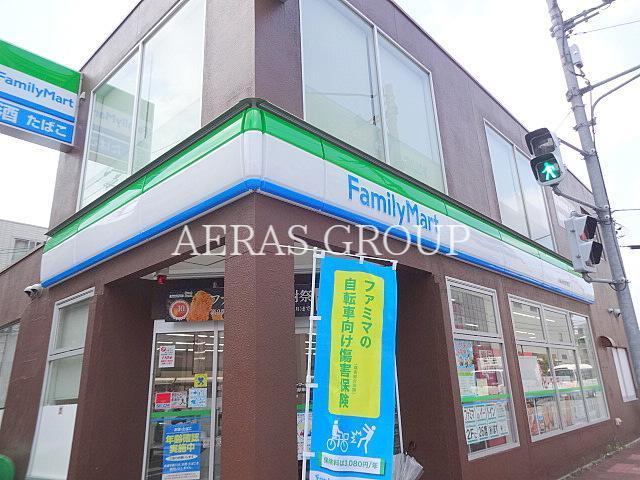 コンビニ　ファミリーマート武蔵浦和駅東店（コンビニ）まで244m