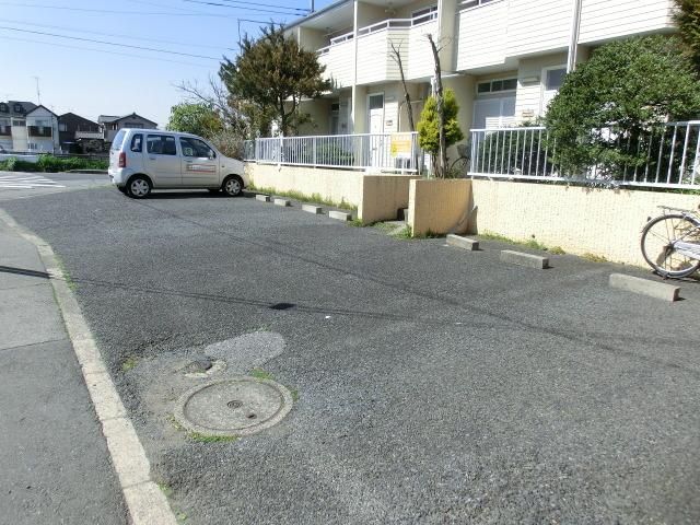 駐車場　敷地内駐車場