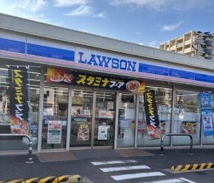 コンビニ　ローソン尼崎長洲西通二丁目店（コンビニ）まで310m