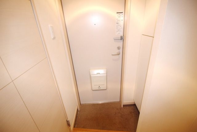 玄関　★お問い合わせはタウンハウジングまで★