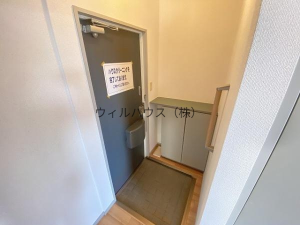 玄関　シューズボックスあり！