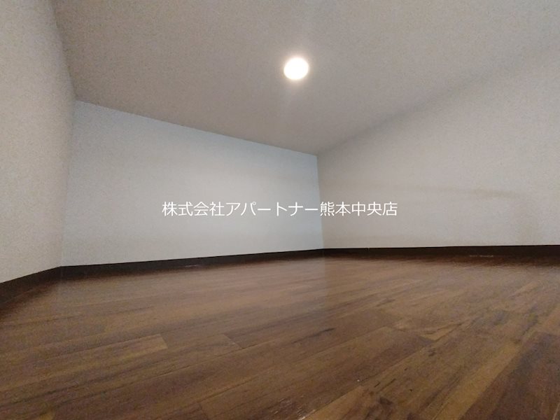 その他部屋・スペース　ロフトは寝室や荷物置場に