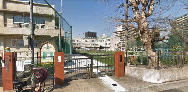 小学校　足立区立千寿第八小学校（小学校）まで450m