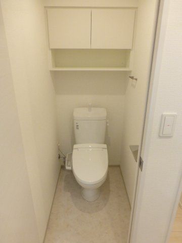 トイレ　別部屋参照