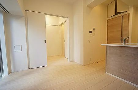 居室・リビング　左右反転タイプ参考写真