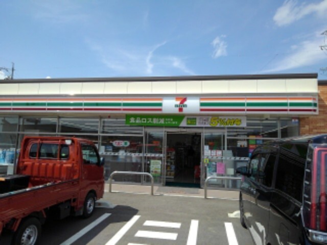 コンビニ　セブンイレブン長野松岡店（コンビニ）まで110m