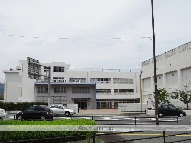 中学校　福岡市立中学校次郎丸中学校（中学校）まで989m